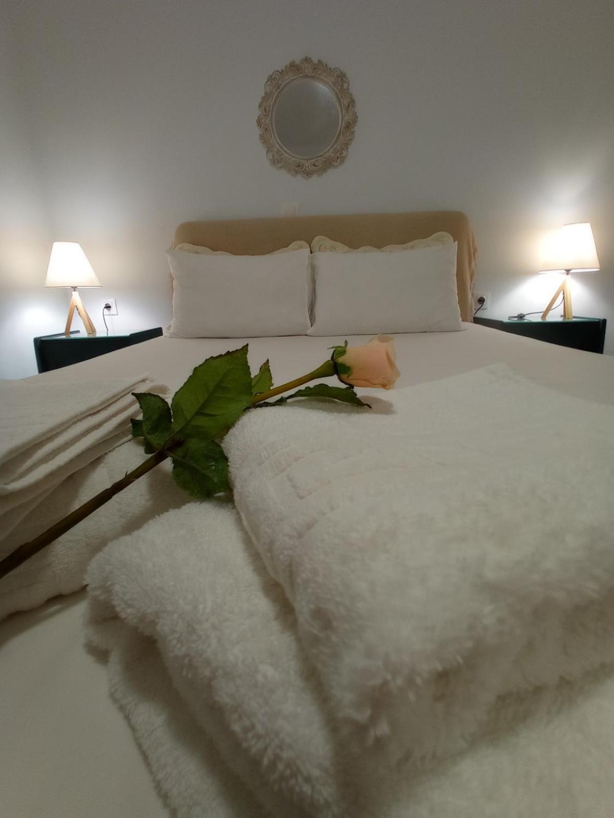 Meltemaki Apartment Mouzakion  ภายนอก รูปภาพ